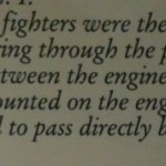 The image contains a text excerpt discussing World War I fighter planes. It explains that these planes had stationary mounted machine guns capable of firing through the propeller rotation. A mechanical connection between the engine and the machine gun allowed the rotation of the propeller to sync with the gun, enabling shots to pass directly between the blades of the spinning propeller.